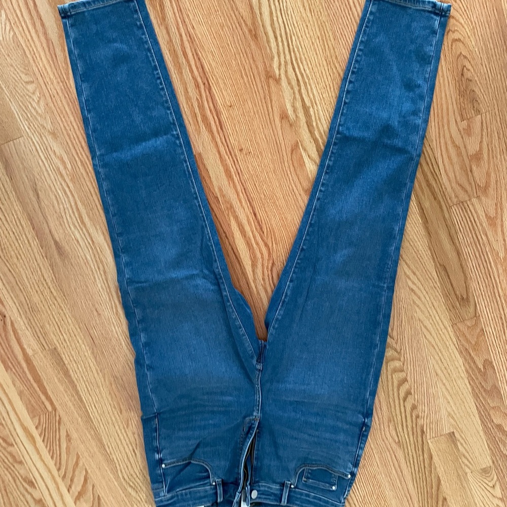 Ann Taylor medium wash denim